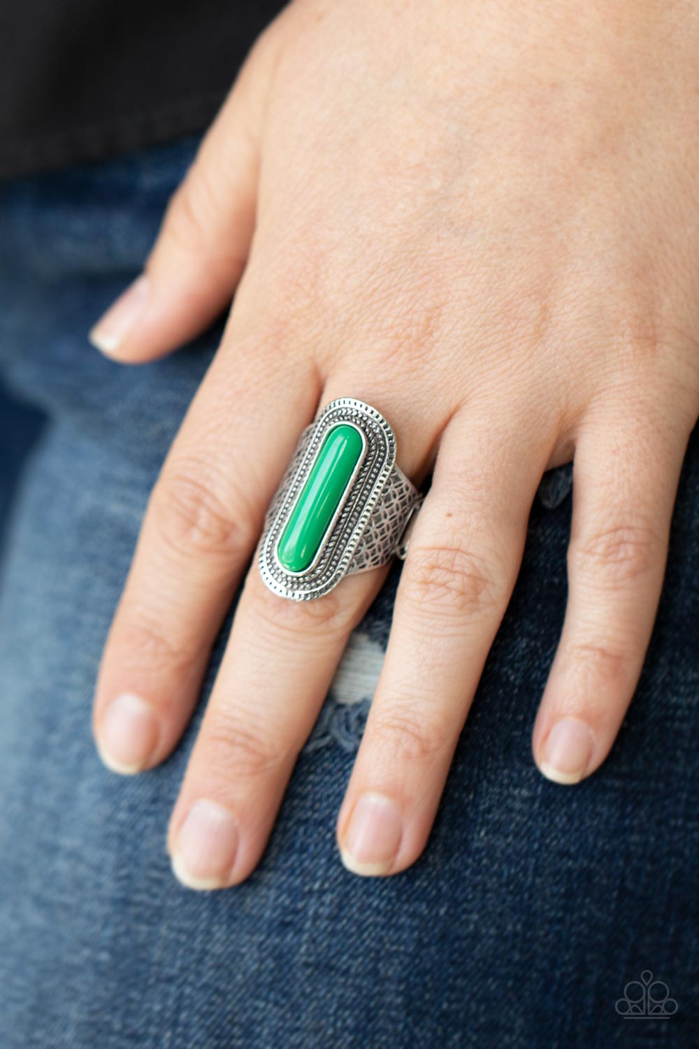 Paparazzi Rings - Dubai Distraction  - Green