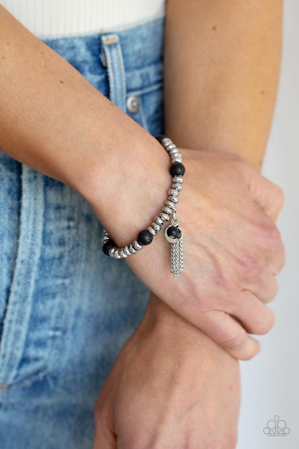 Paparazzi Bracelets - Whimsically Wanderlust - Black