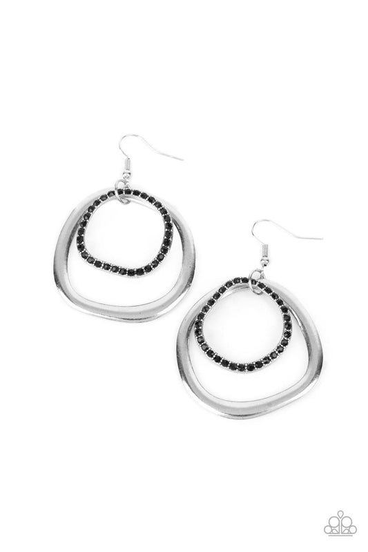 Paparazzi Earrings - Spinning With Sass - Black