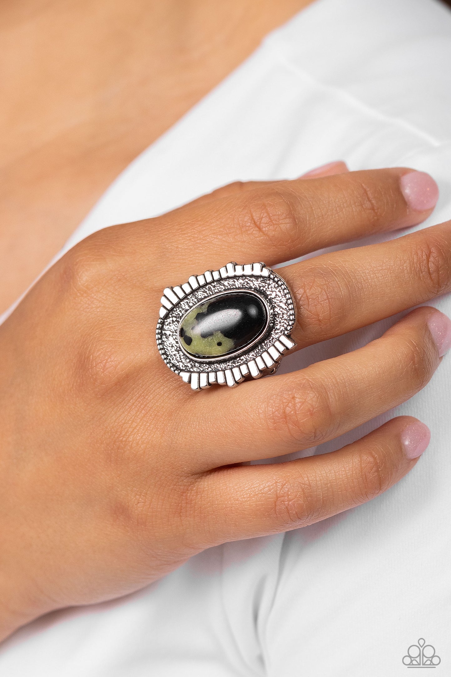 Paparazzi Rings - Terrazzo Trendsetter - Green