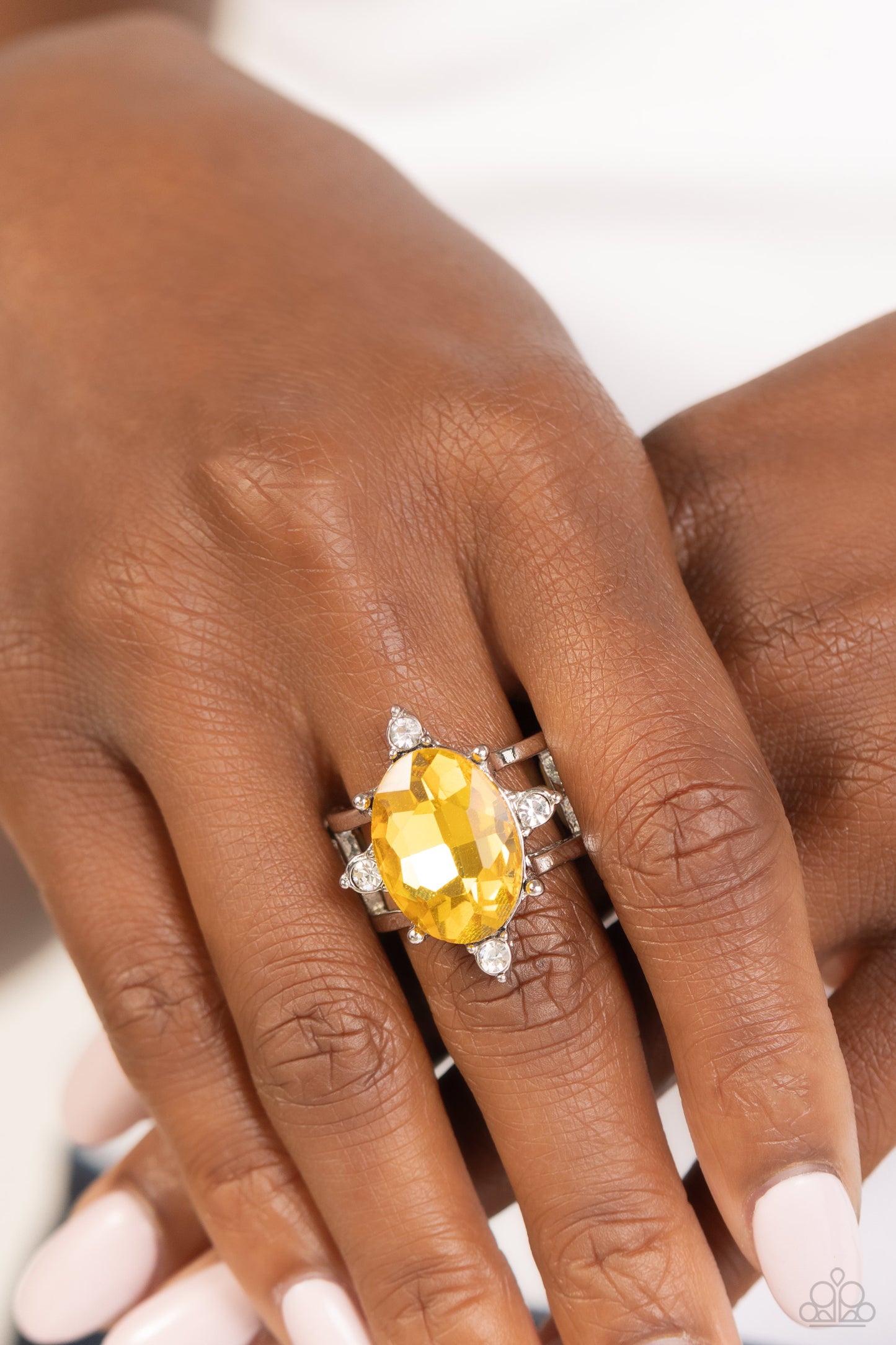 Paparazzi Rings - Sensational Sparkle - Yellow