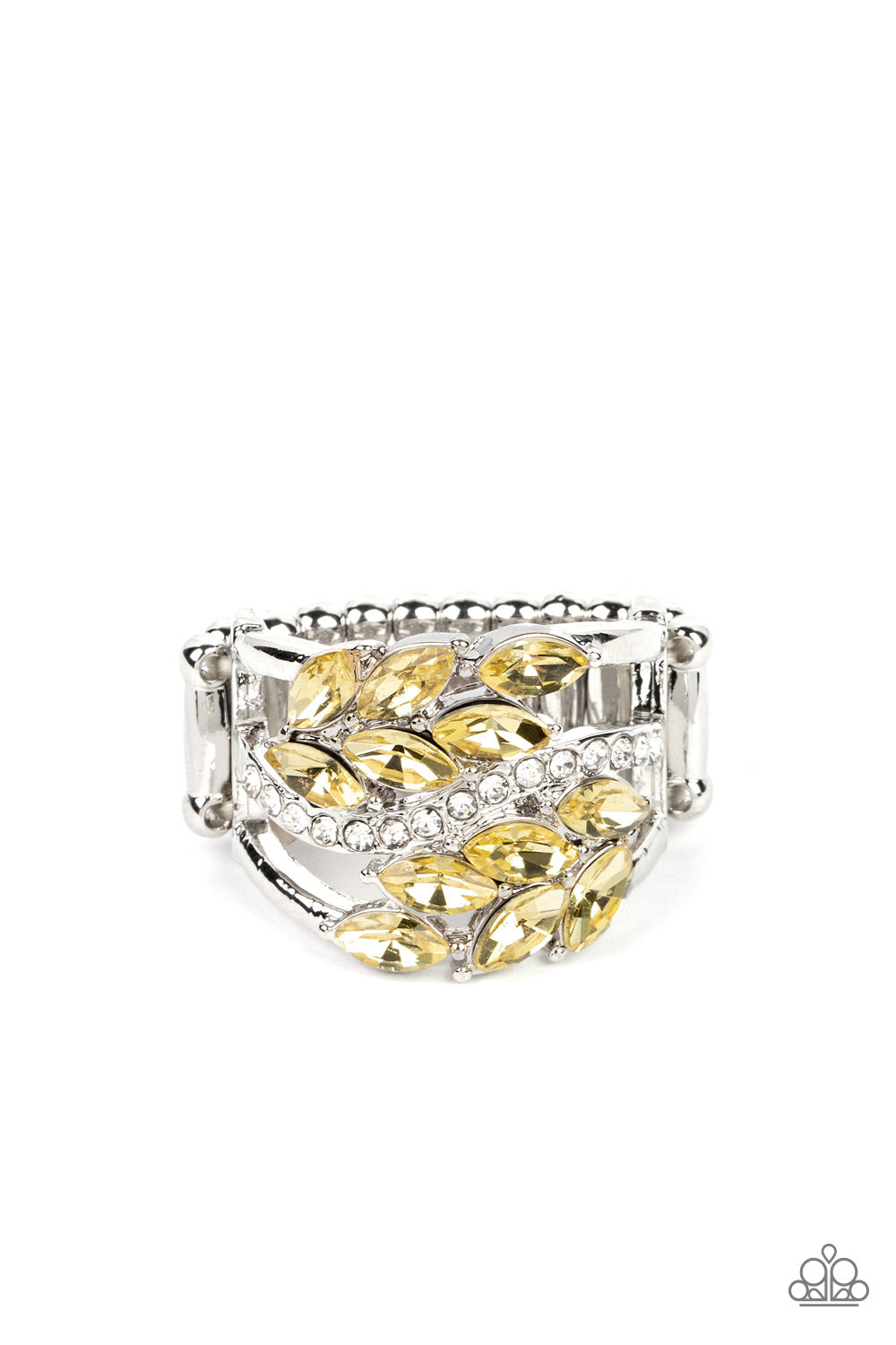 Paparazzi Rings - Luminously Leafy - Yellow