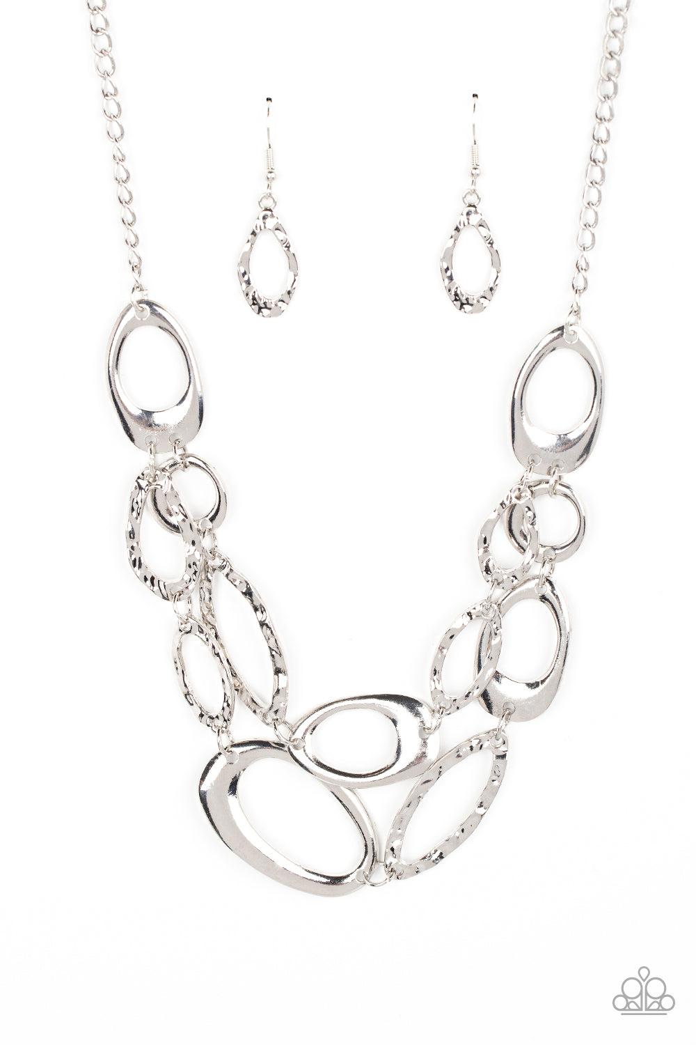 Paparazzi Necklaces - Game Oval - Silver