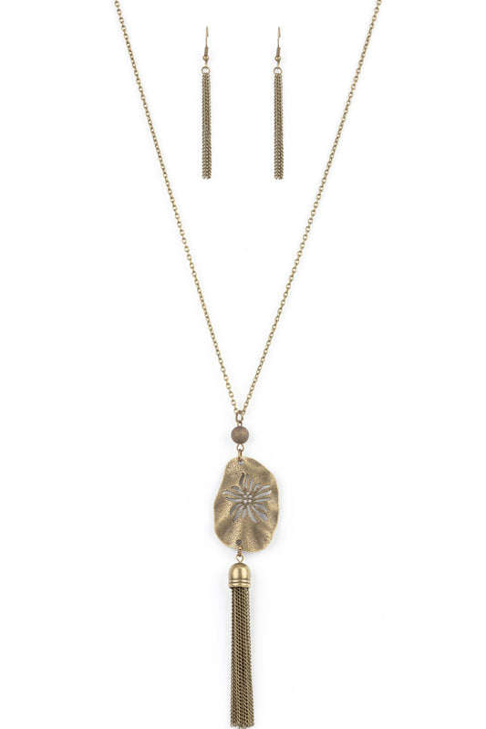 Paparazzi Necklaces - Botanical Beaches - Brass