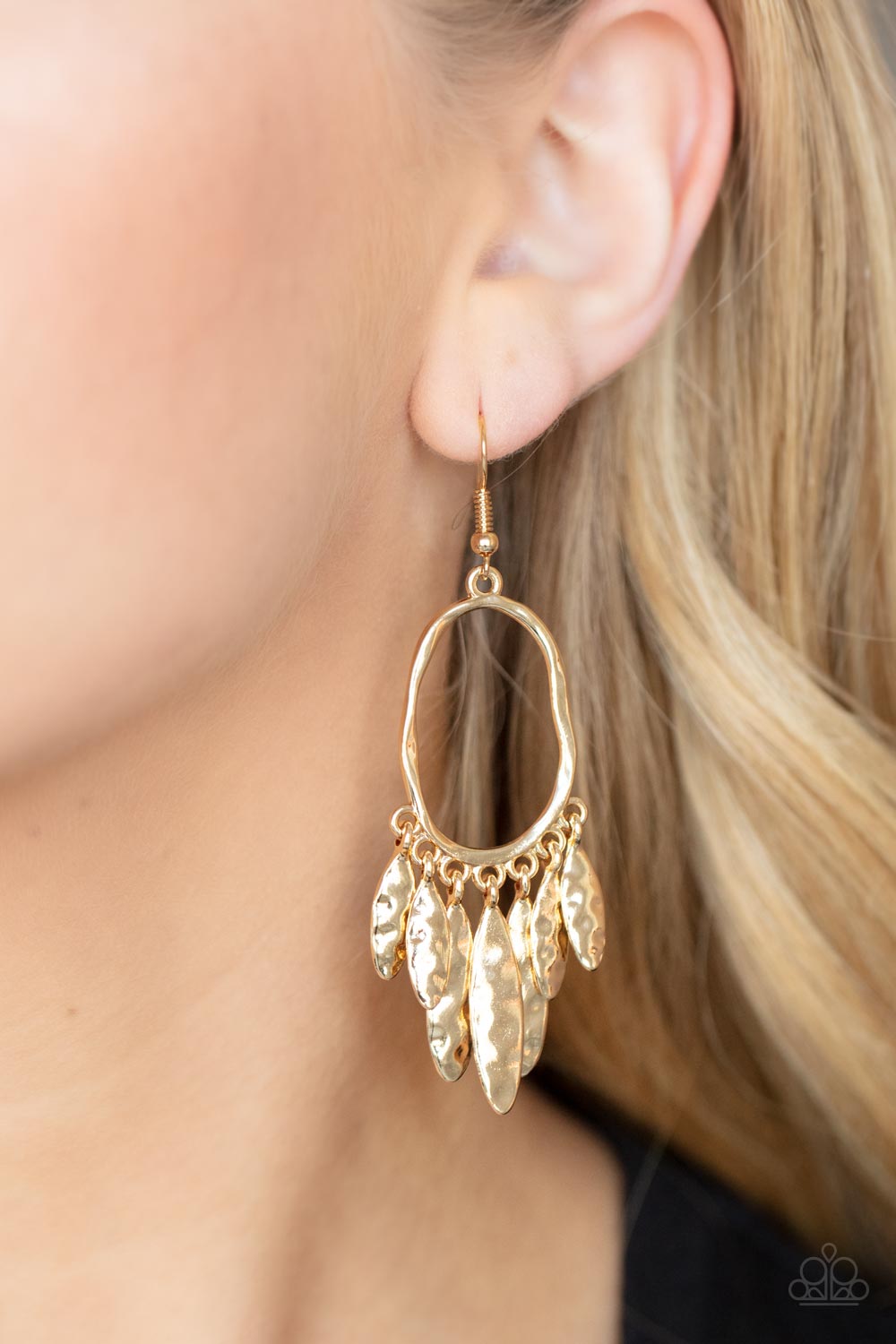 Paparazzi Earrings - Artisan Aria - Gold