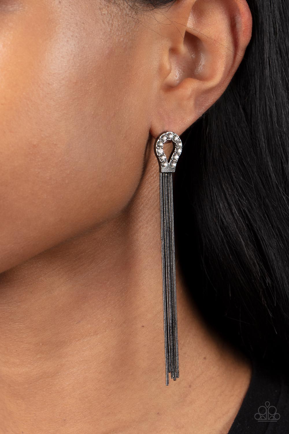 Paparazzi Earrings - Dallas Debutante - Black