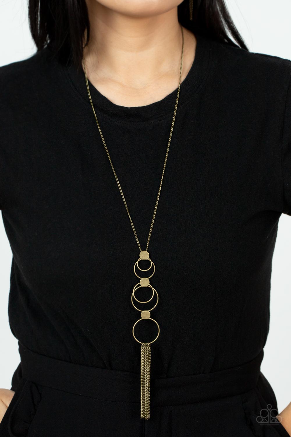 Paparazzi Necklaces - Join The Circle - Brass