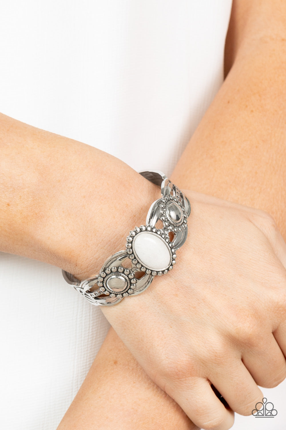 Paparazzi Bracelets - Solar Solstice - White