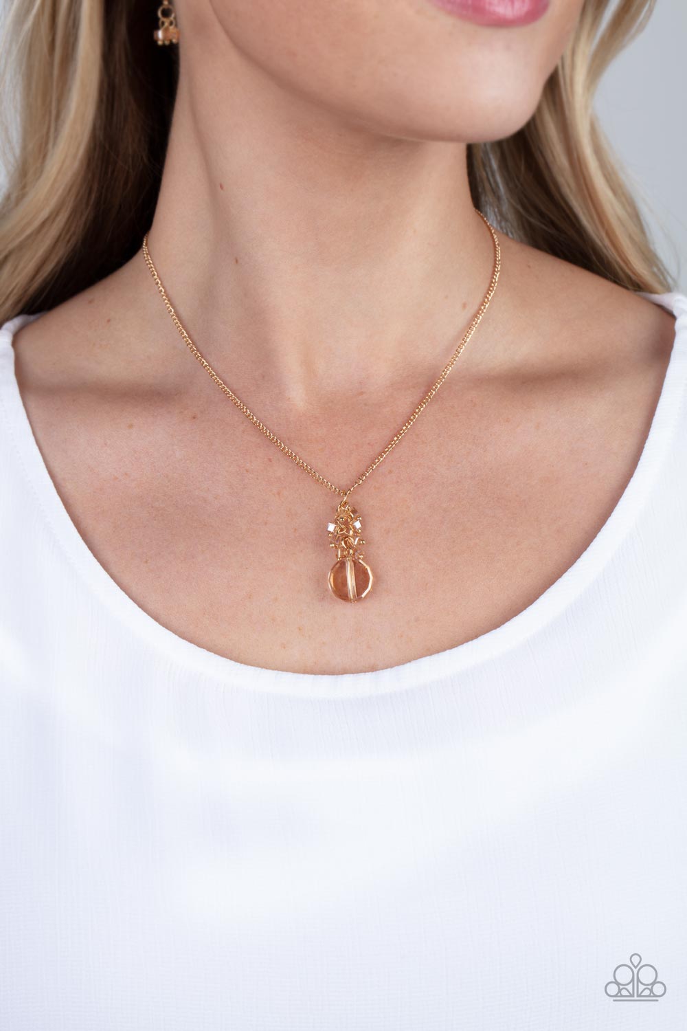 Paparazzi Necklaces - Clustered Candescence - Gold