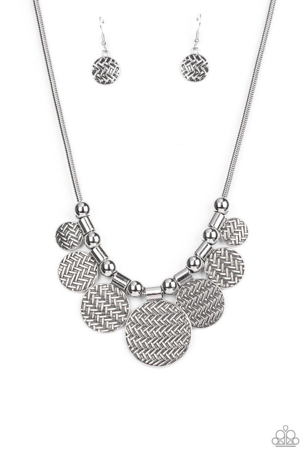 Paparazzi Necklaces - Indigenously Urban - Silver