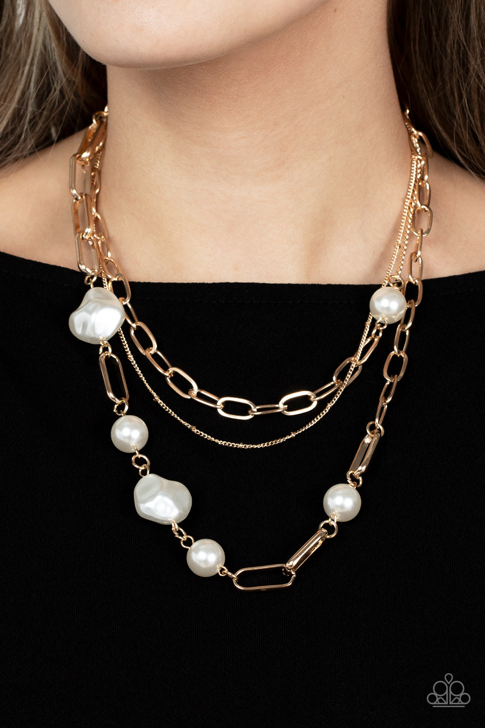 Paparazzi Necklaces - Modern Innovation - Gold