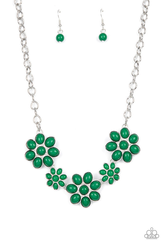 Paparazzi Necklaces - Flamboyantly Flowering - Green