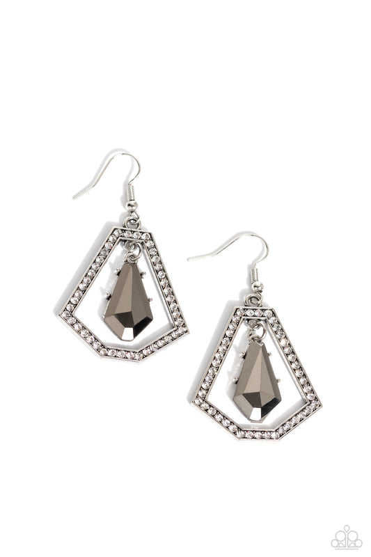 Paparazzi Earrings - Poshly Photogenic - Silver