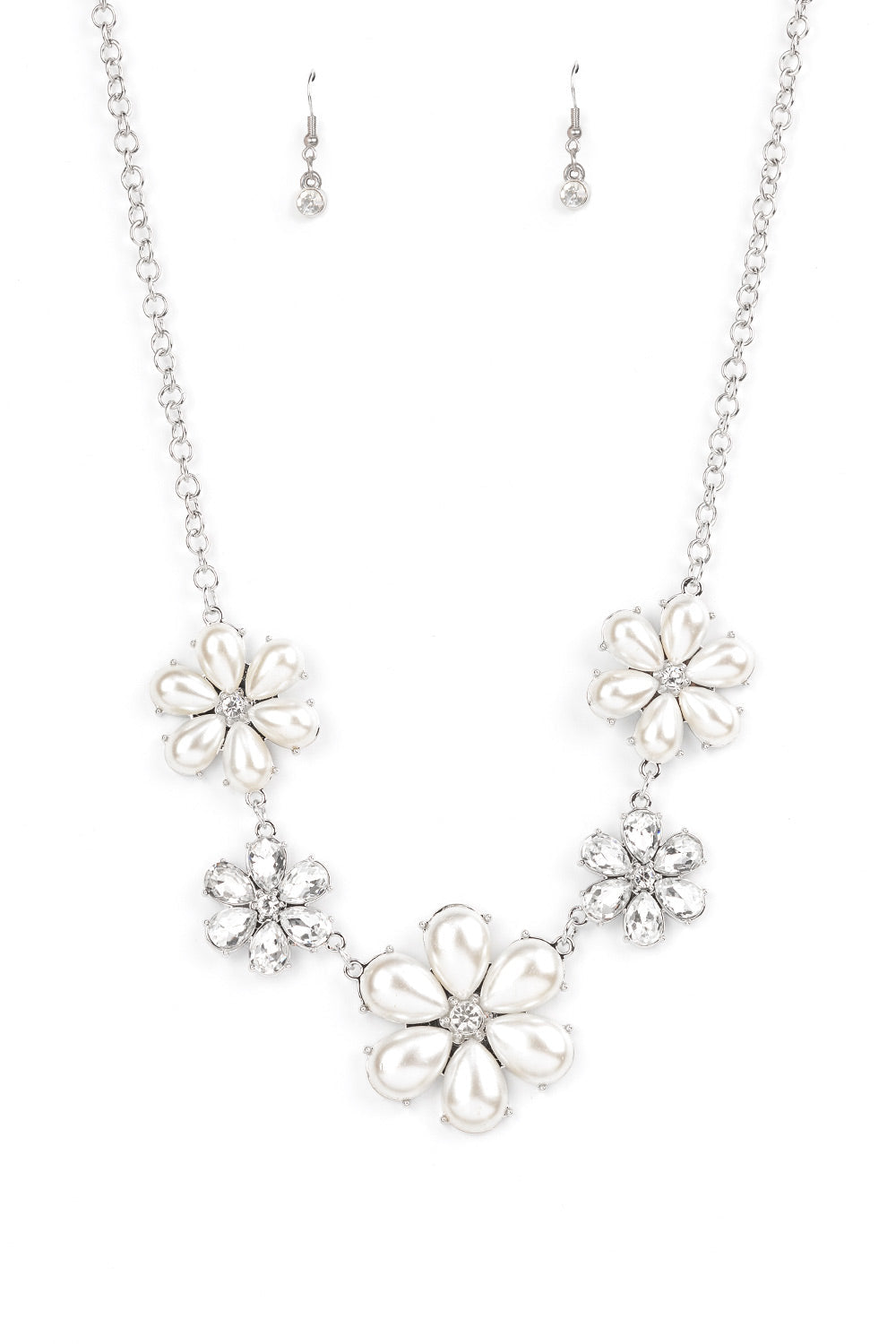 Paparazzi Necklaces - Fiercely Flowering - White