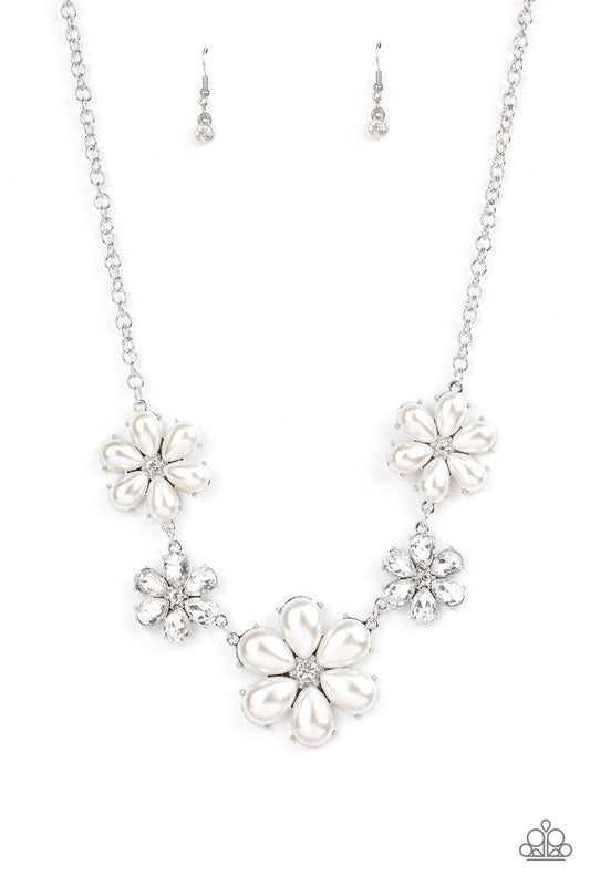 Paparazzi Necklaces - Fiercely Flowering - White