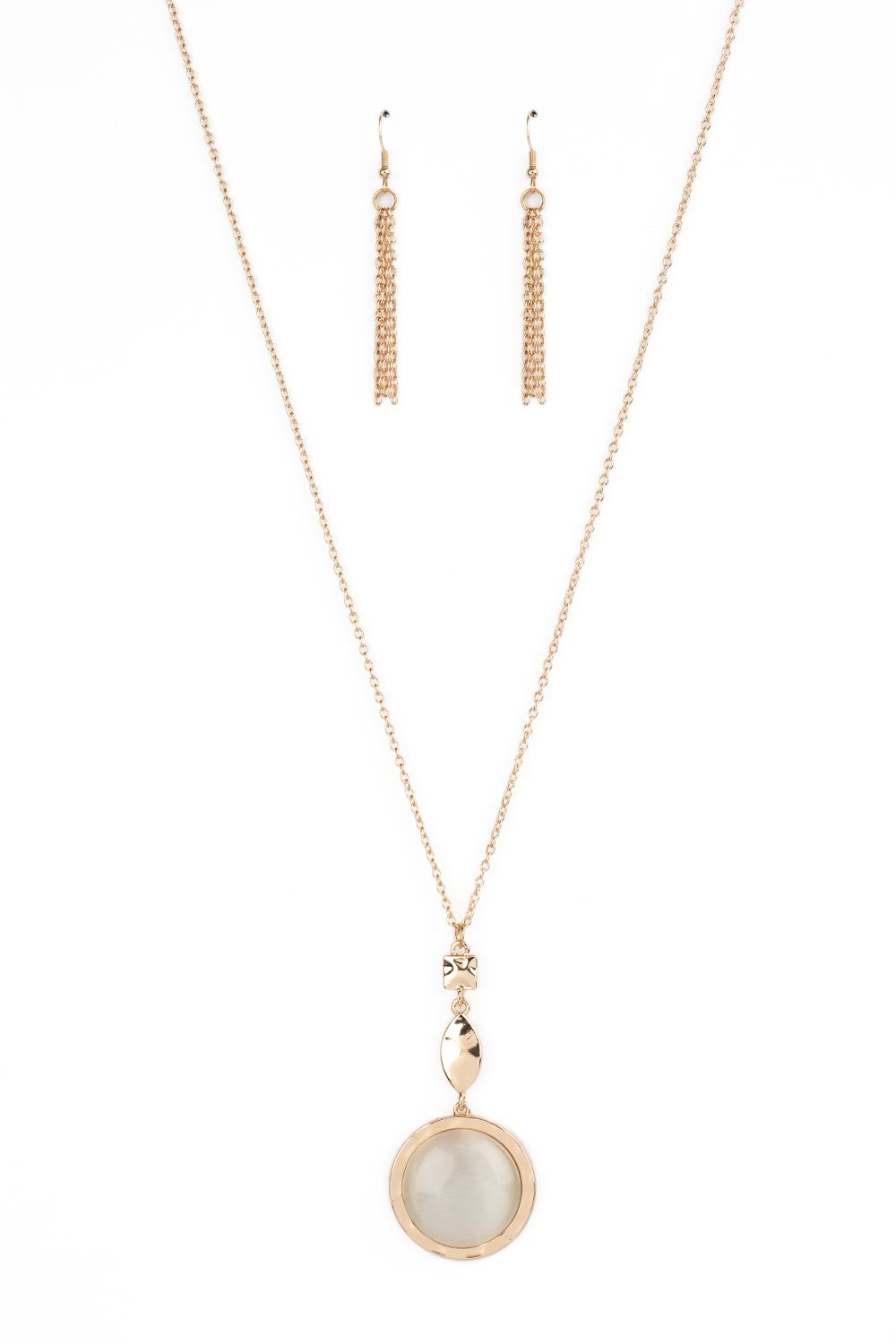 Paparazzi Necklaces - Magic Carpet Cruise - Gold