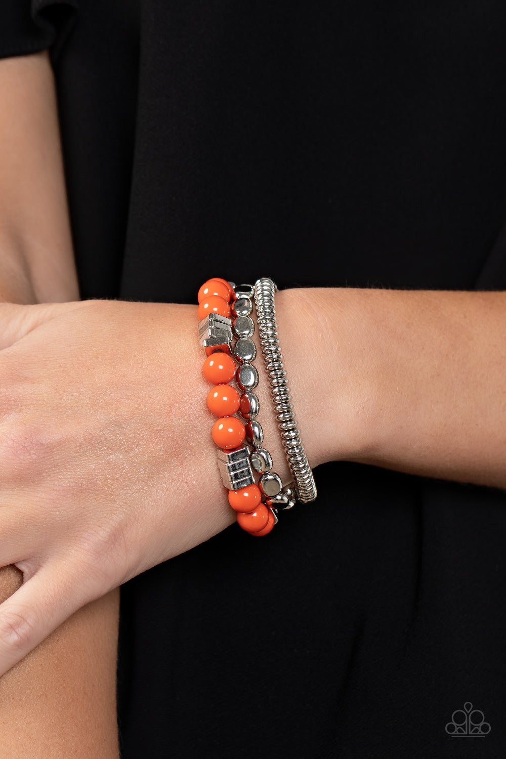 Paparazzi Bracelets - Tour de Tourist - Orange