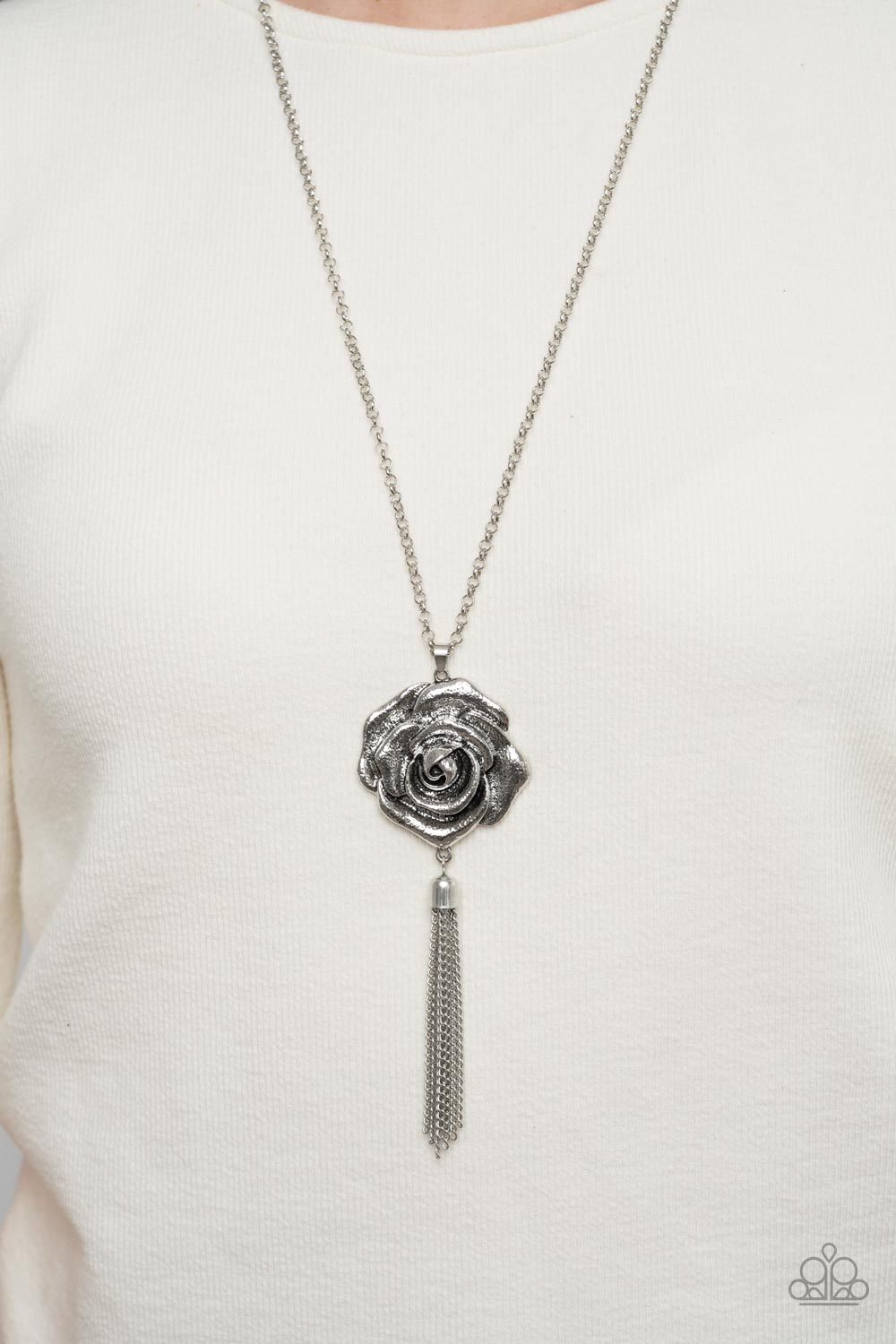 Paparazzi Necklaces - Rosy Redux - Silver