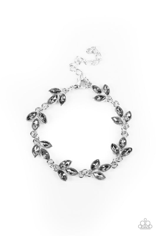Paparazzi Bracelets - Gala Garland - Silver