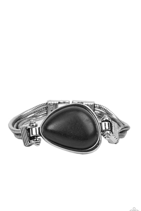 Paparazzi Bracelets - Badlands Bounty - Black