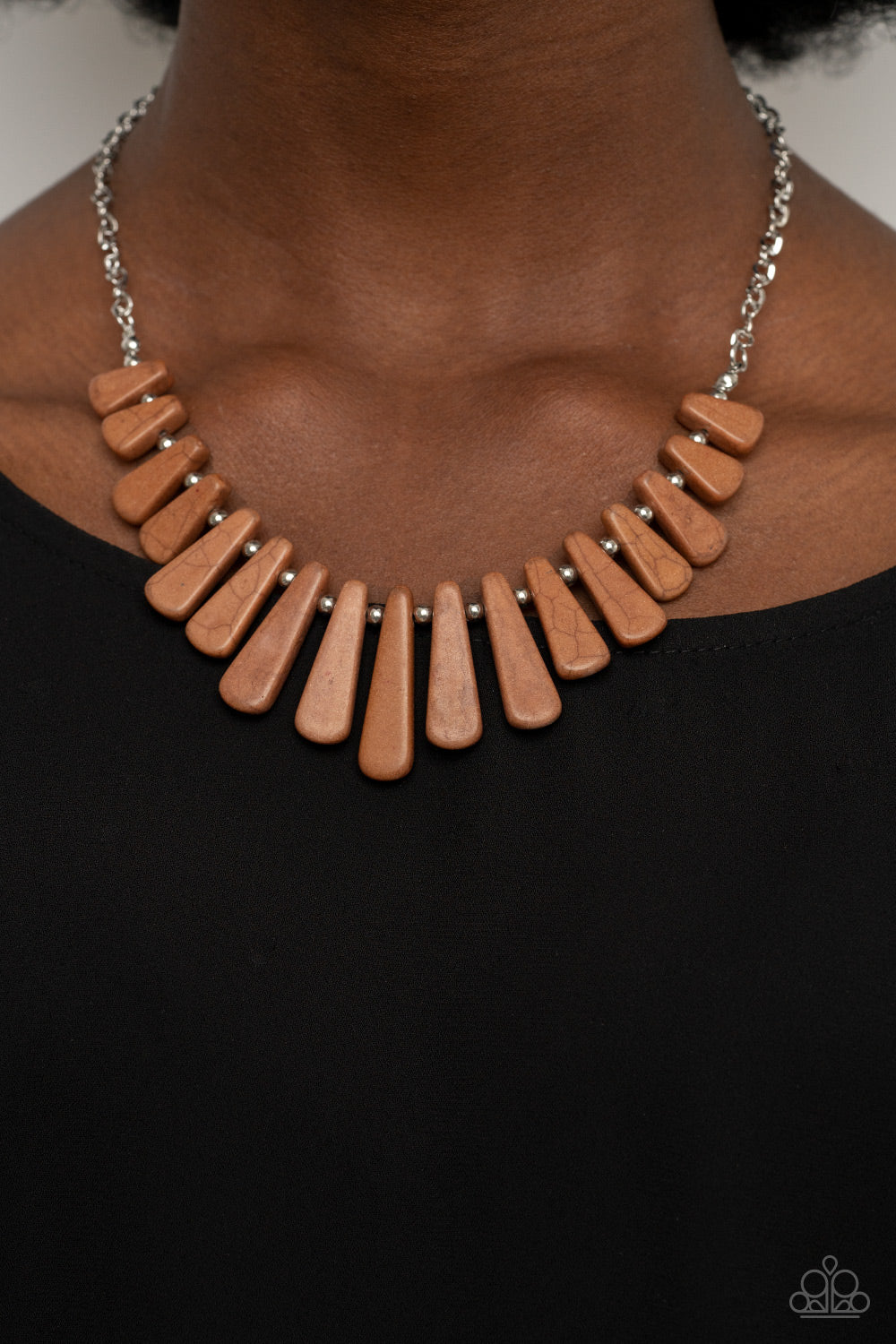 Paparazzi Necklaces - Mojave Empress - Brown