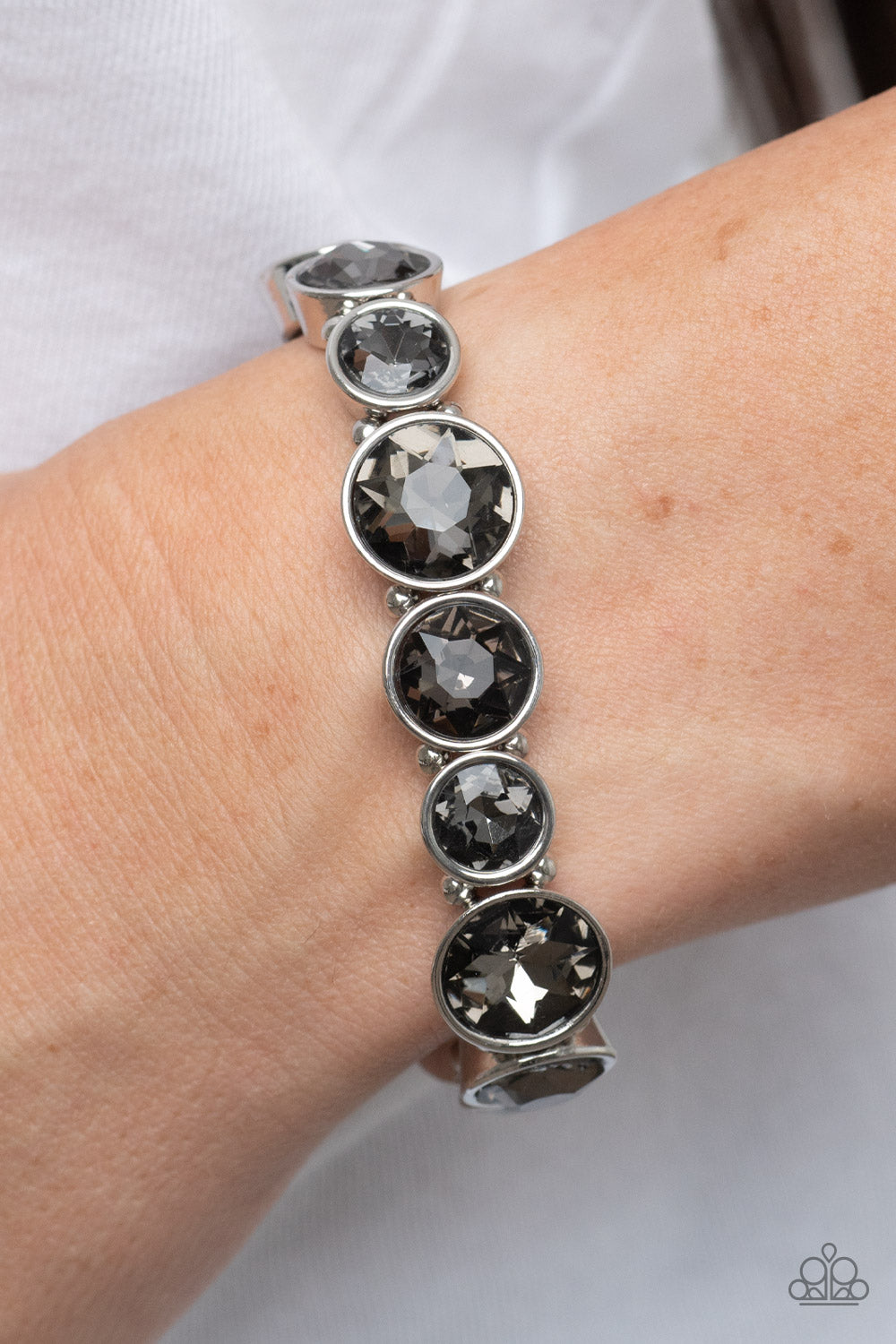 Paparazzi Bracelets - Twinkling Tease - Silver