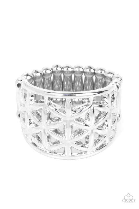 Paparazzi Rings - Gardenia Gazebo - Silver