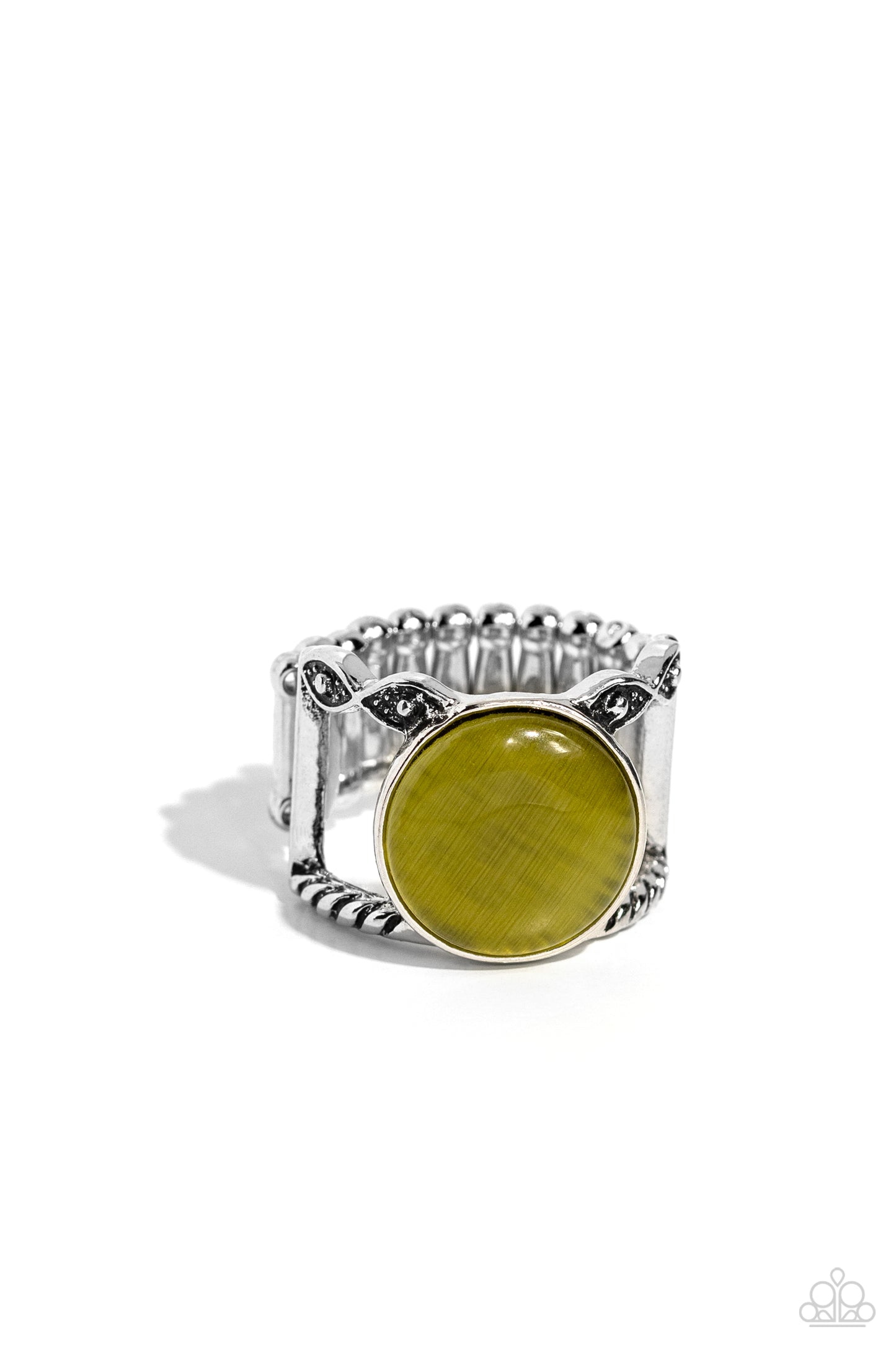 Paparazzi Rings - Clairvoyantly Cats Eye