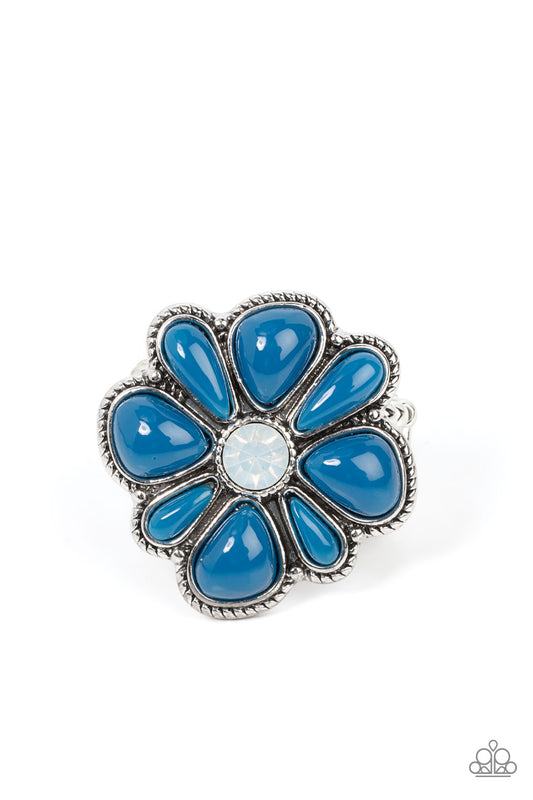 Paparazzi Rings - Meadow Mystique - Blue