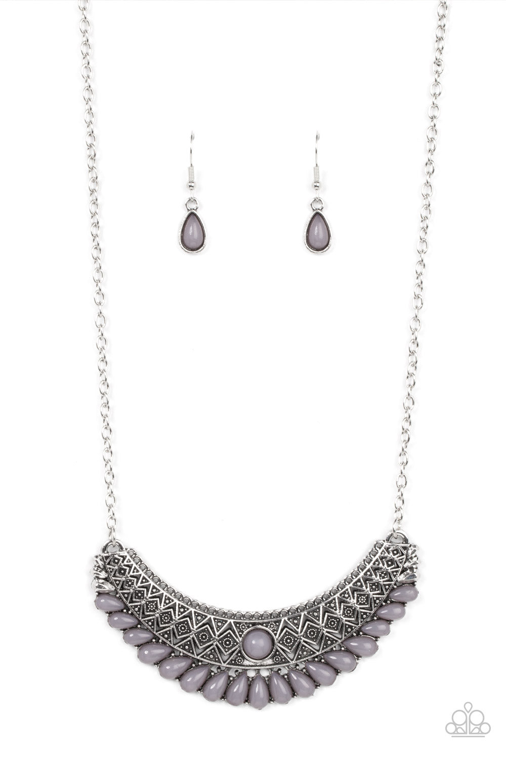 Paparazzi Necklaces - Abundantly Aztec - Silver