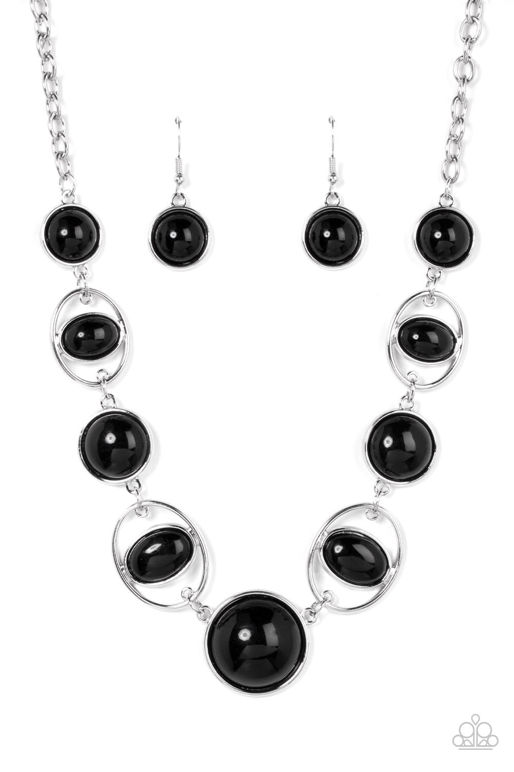 Paparazzi Necklaces - Eye of the Bead-holder - Black