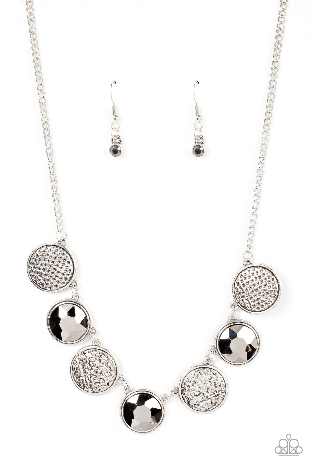 Paparazzi Necklaces - Urban Elite - Silver