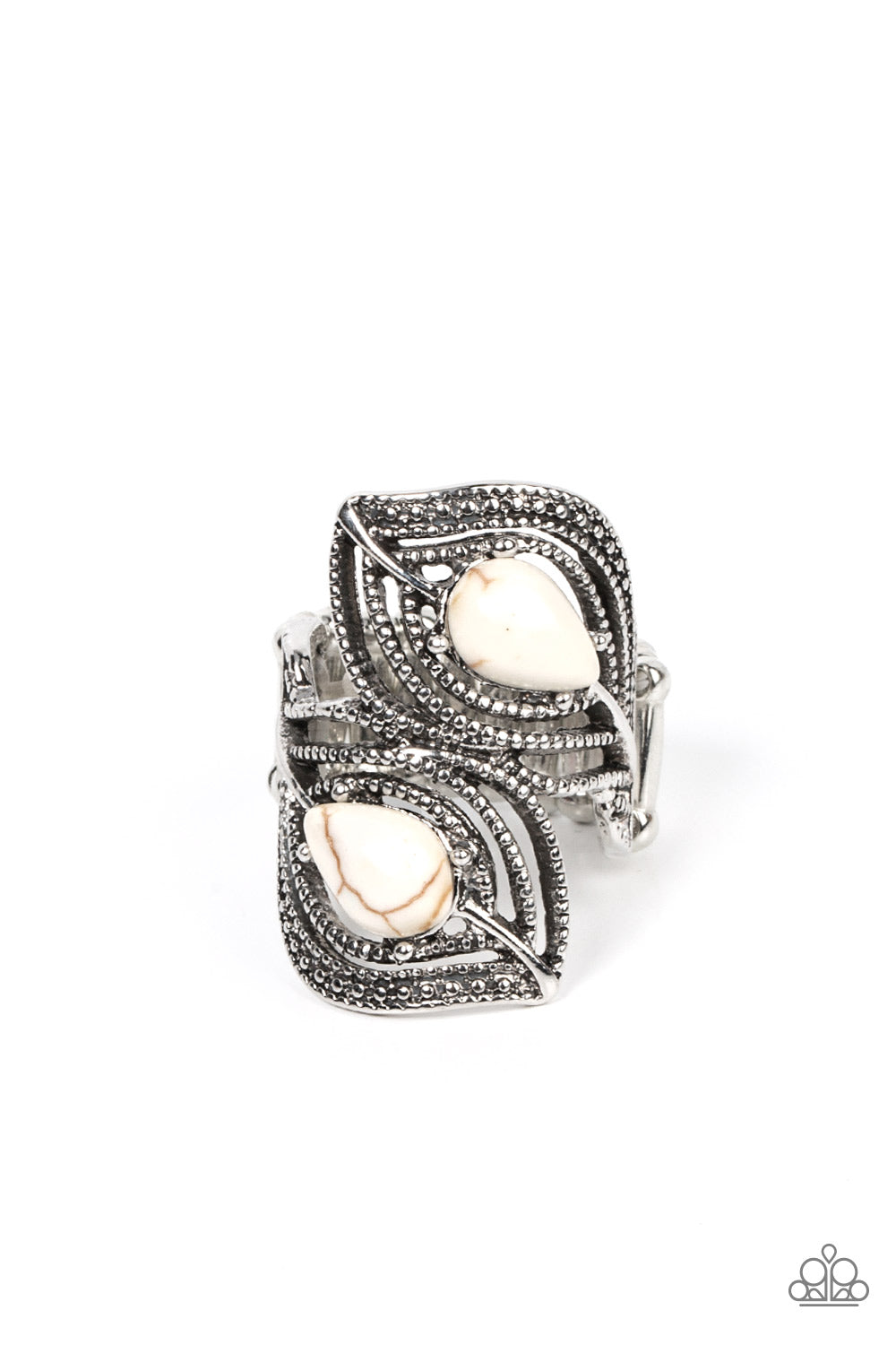 Paparazzi Rings - Mesa Mystique - White