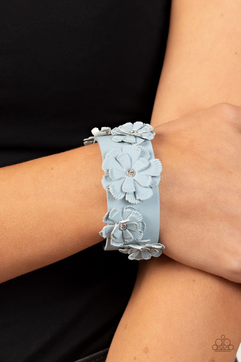 Paparazzi Urban Collection - What Do You Pro-Posies - Blue