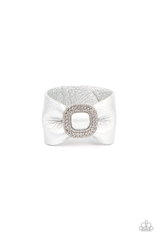 Paparazzi Urban Collection - Lights, Selfie, Action! - Silver