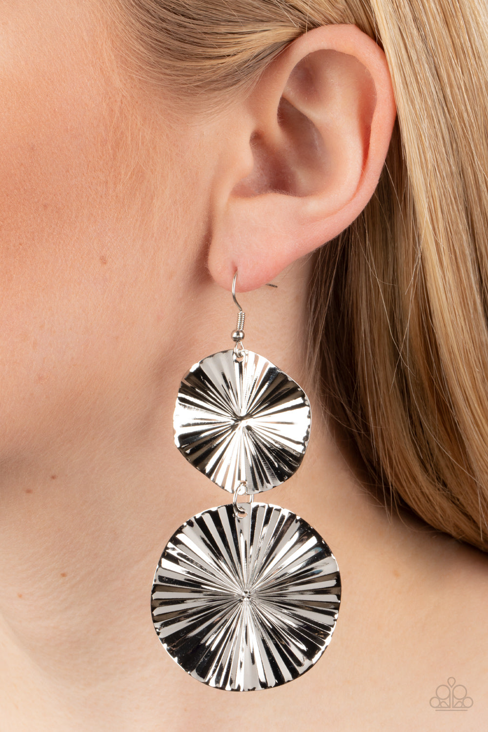 Paparazzi Earrings - In Your Wildest Fan-tasy - Silver