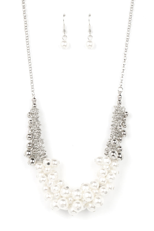 Paparazzi Necklaces - Bonus Points - White
