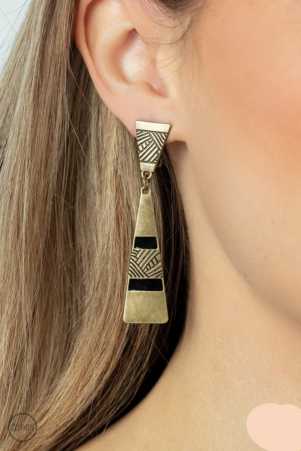 Paparazzi Earrings - Safari Seeker - Brass - Clip-on