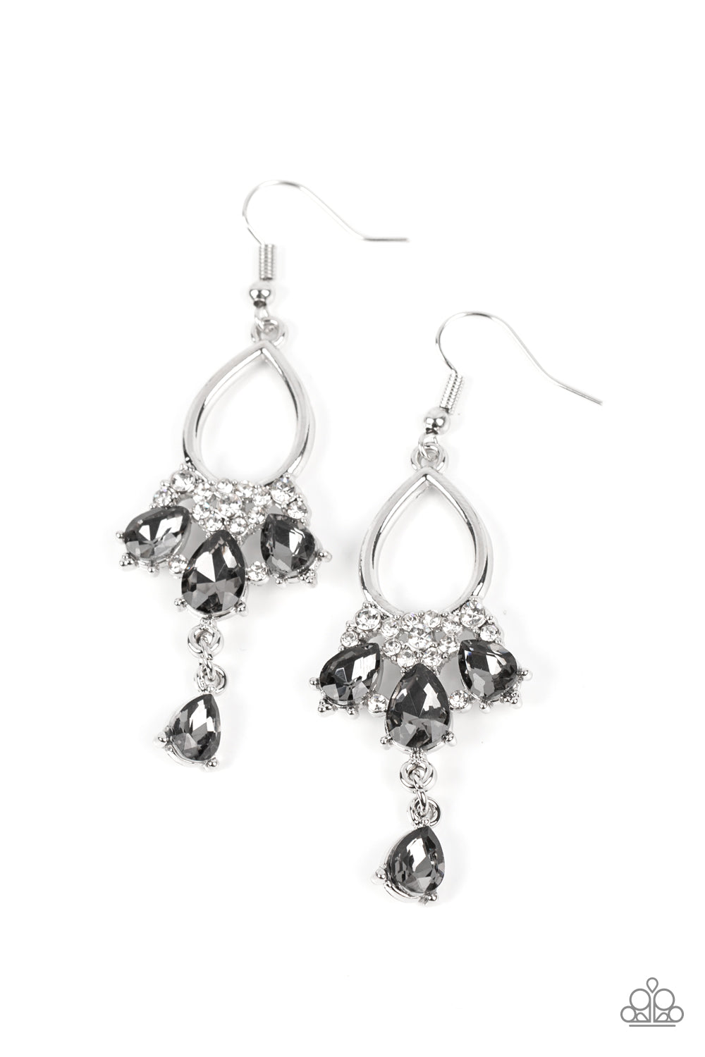 Paparazzi Earrings - Coming in Clutch - Silver