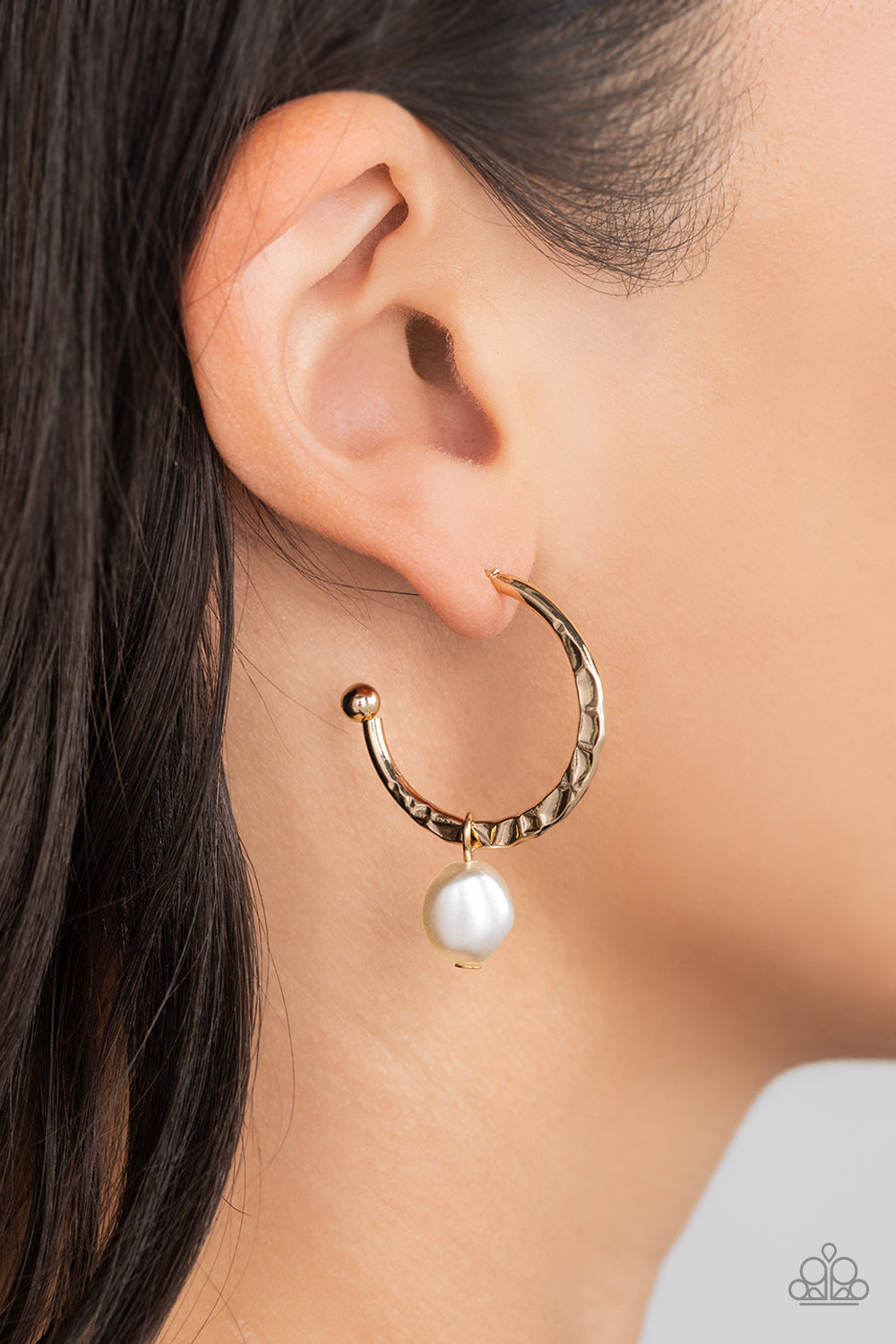 Paparazzi Earrings - GLAM Overboard - Gold