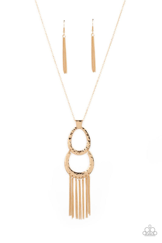 Paparazzi Necklaces - Reeling in Relics - Gold