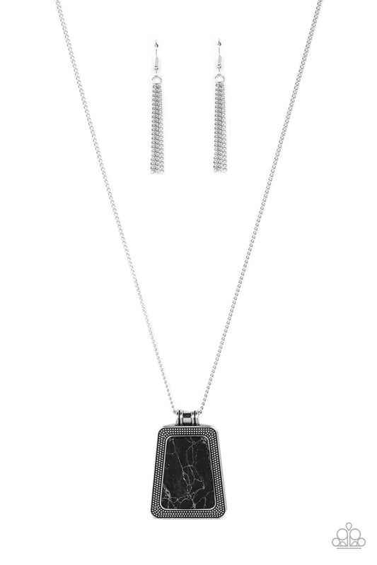 Paparazzi Necklaces - Private Plateau - Black