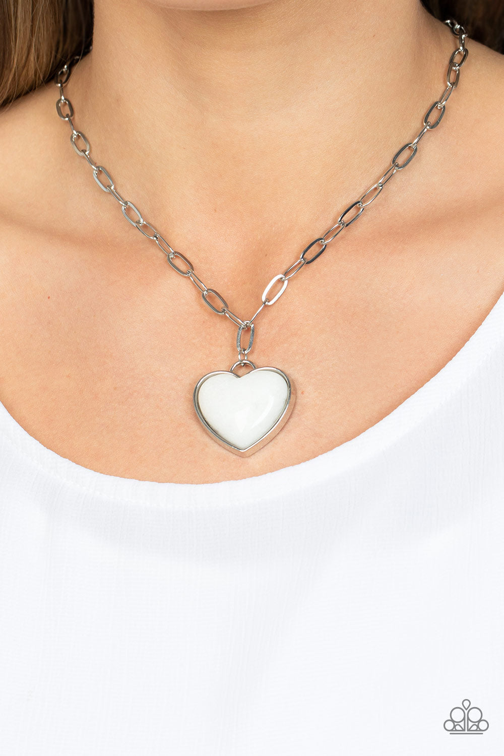 Paparazzi Necklaces - Everlasting Endearment - White