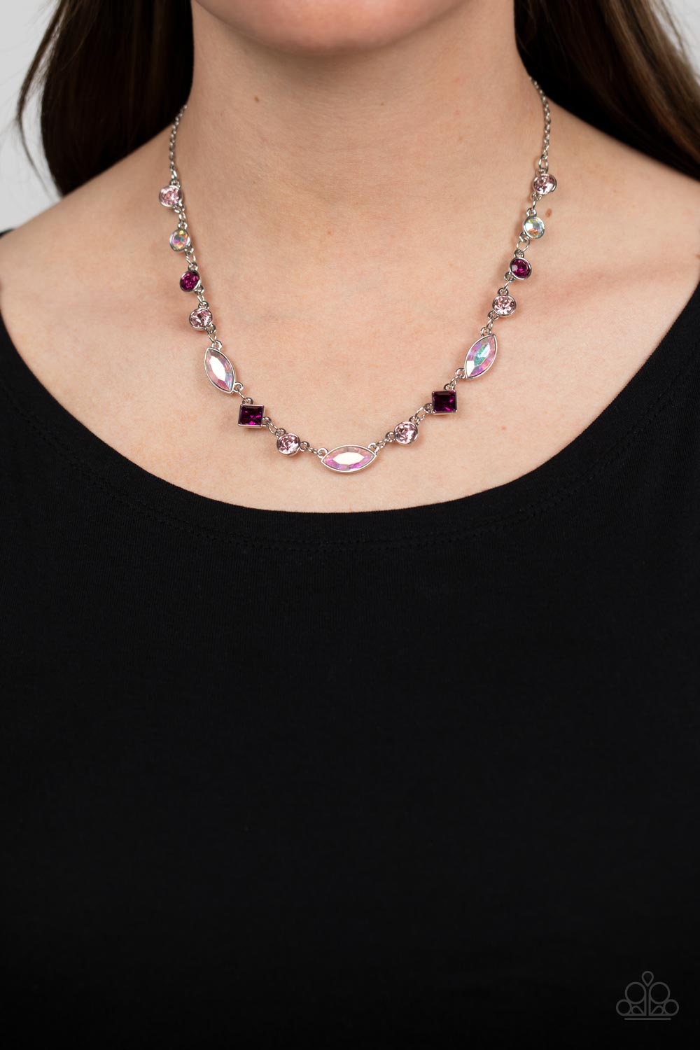 Paparazzi Necklaces - Irresistible Heir-idescence - Pink