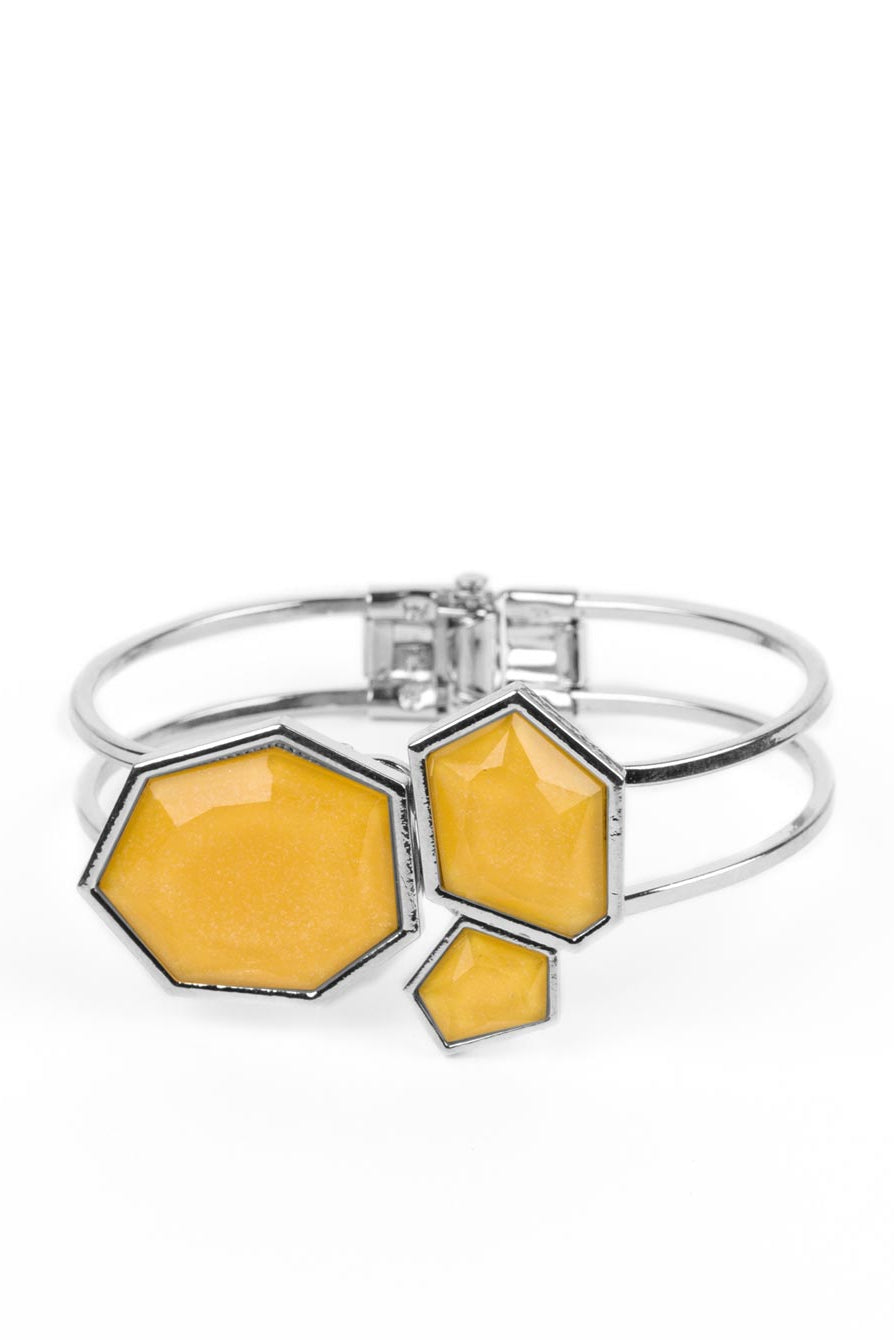 Paparazzi Bracelets - Tourist TRAPEZOID - Yellow