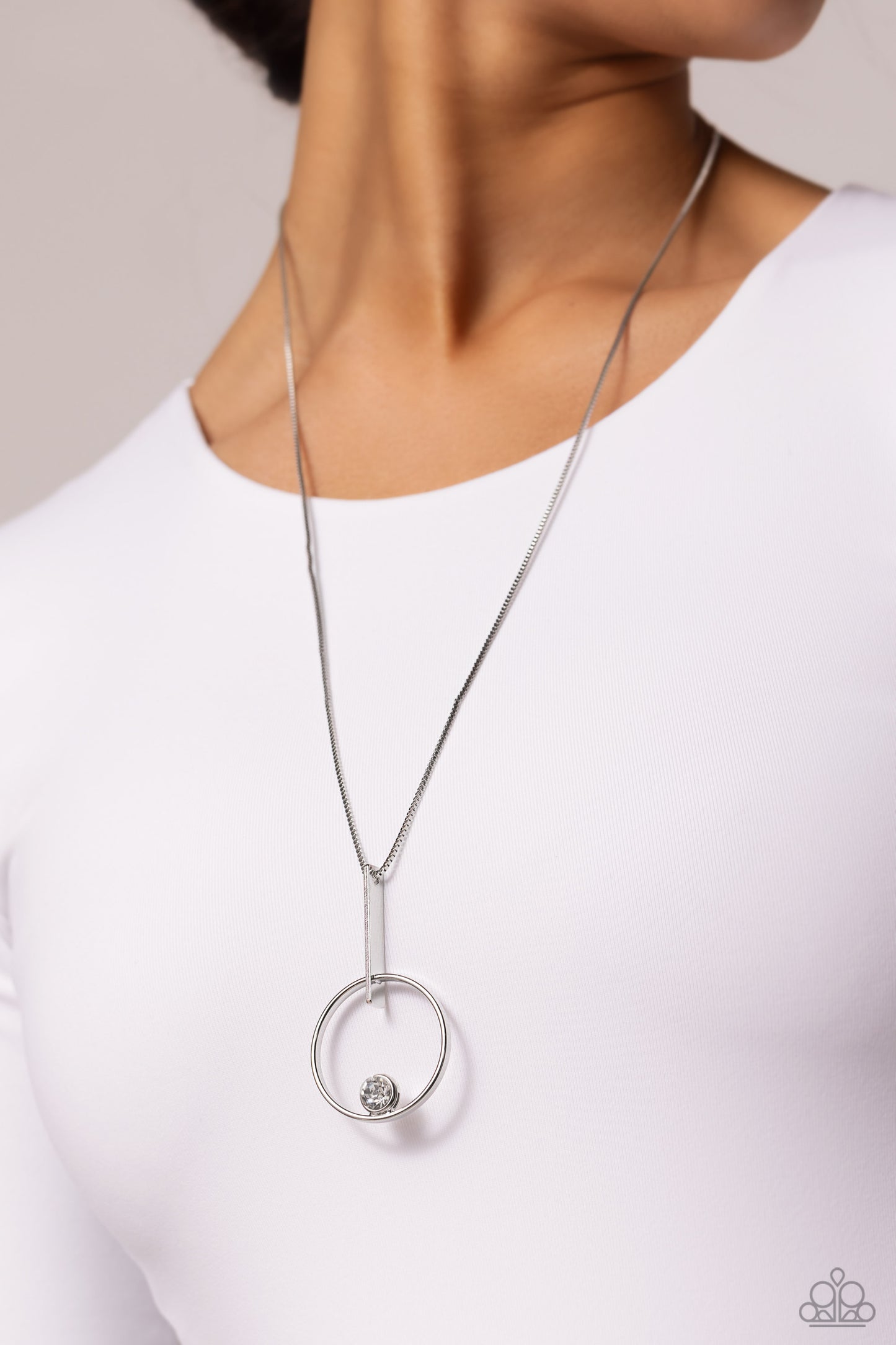 Paparazzi Necklaces - Hooped Theory - White