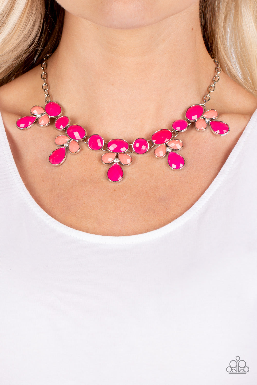 Paparazzi Necklaces - Midsummer Meadow - Pink
