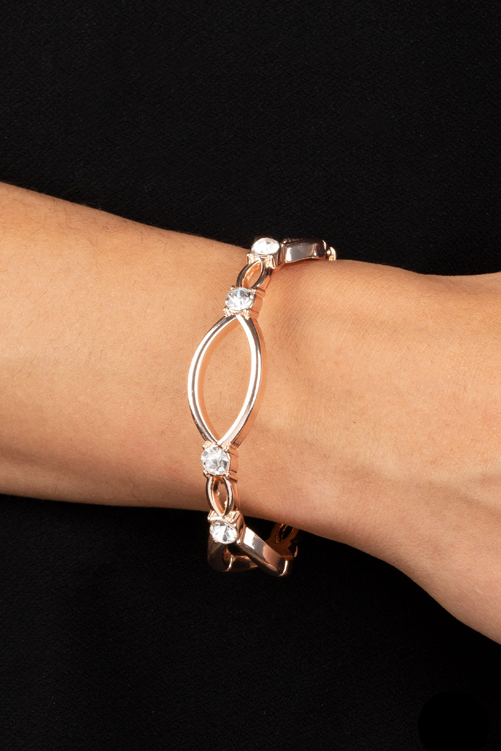 Paparazzi Bracelets - Interwoven Illusion - Rose Gold