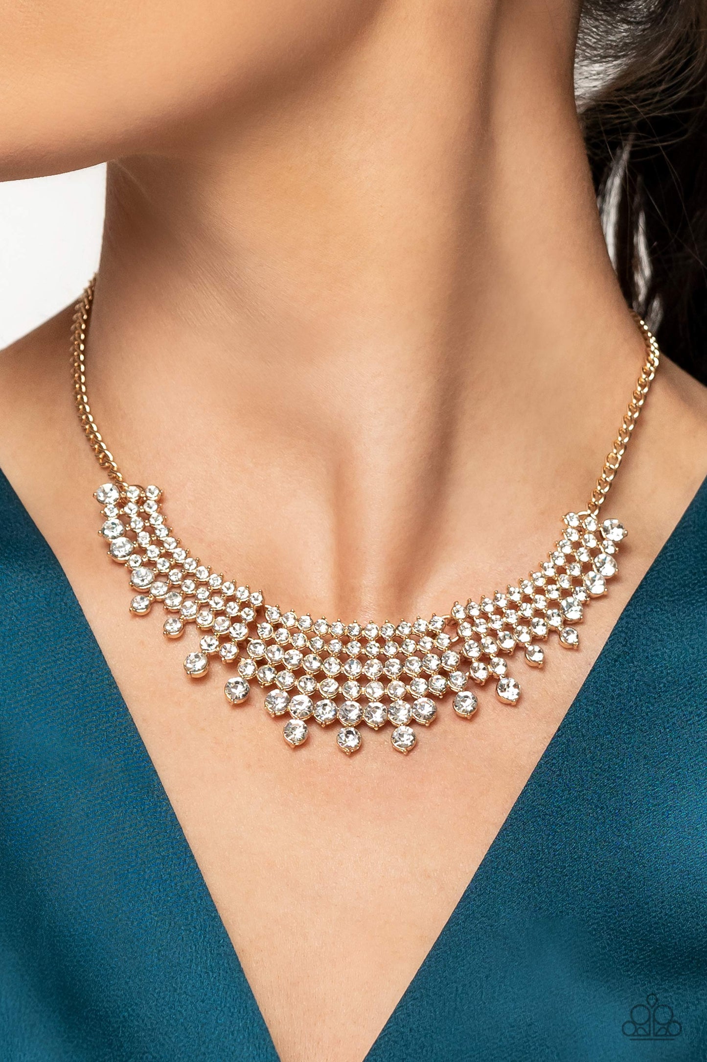 Paparazzi Necklaces - Shimmering Song - Gold