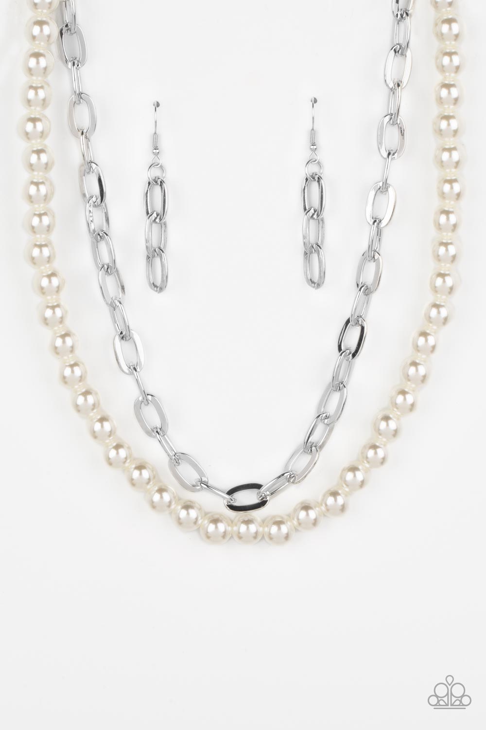 Paparazzi Necklaces - Suburban Yacht Club - White